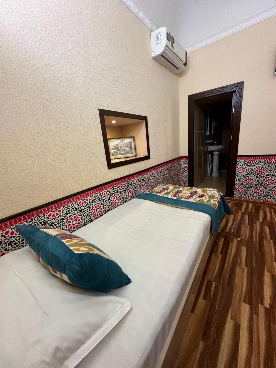 Karavansaray Khurjin Old بخارى المظهر الخارجي الصورة