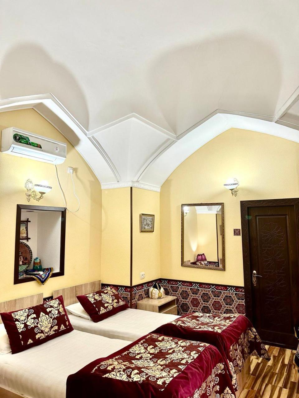 Karavansaray Khurjin Old بخارى المظهر الخارجي الصورة